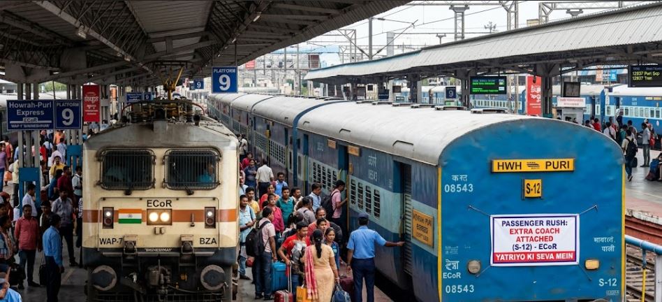 ECoR Adds Extra Coaches to Howrah-Puri and Other Trains to Ease Passenger Rush